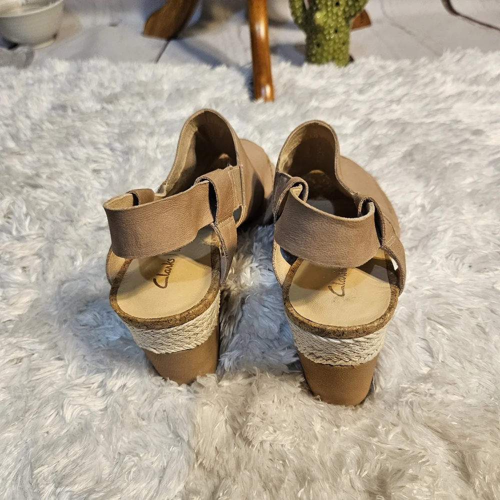 Clarks Collection Tan Leather Wedge Sandals Espadrille Slingback 9.5D